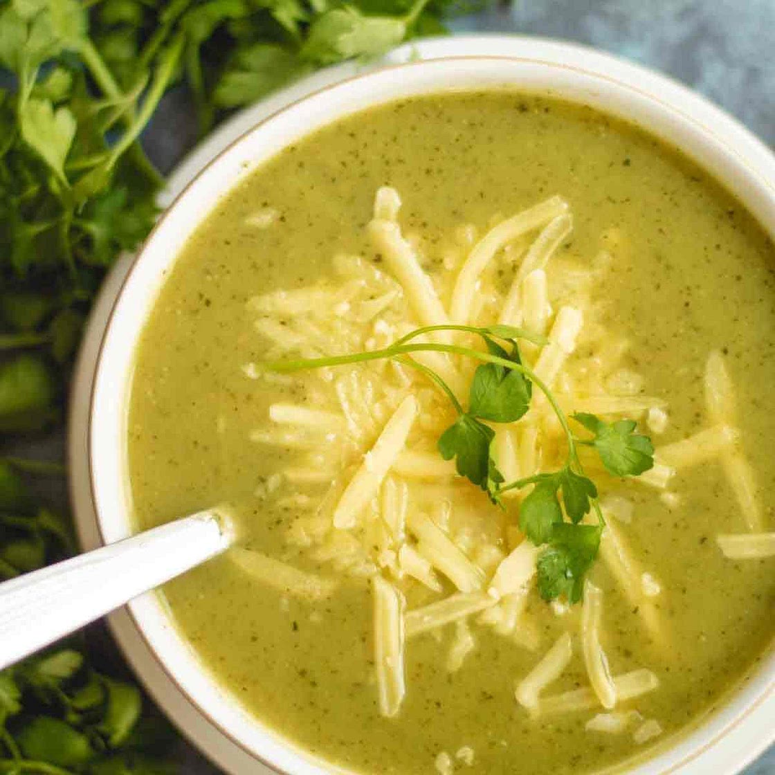 Healthy Courgette and Cheese Soup Maker {Soup Maker & Pan}