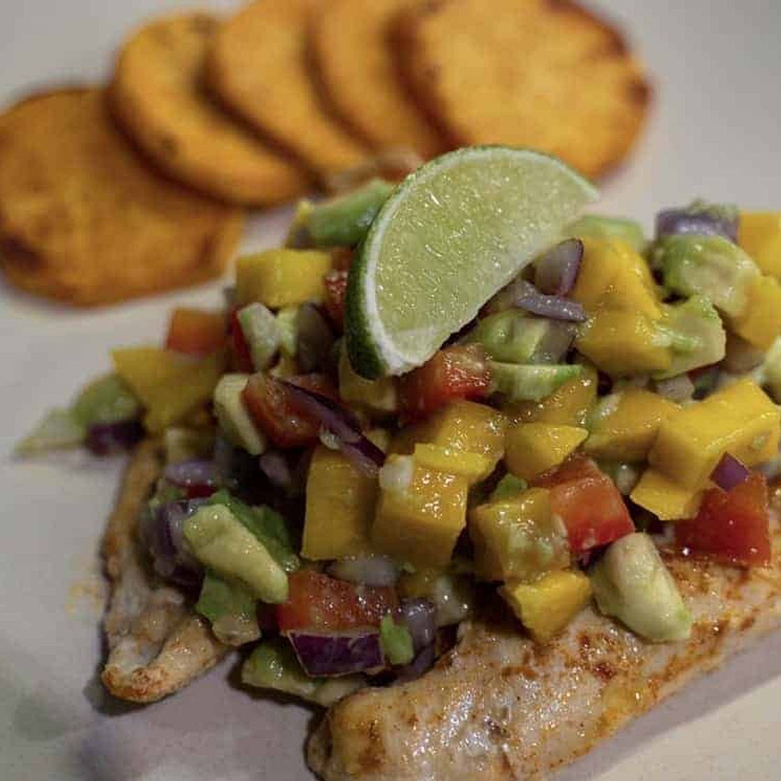 CHICKEN WITH MANGO & AVOCADO SALSA