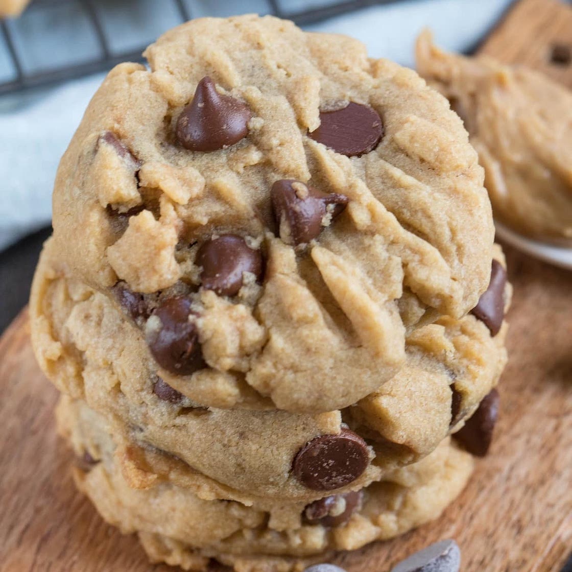 Easy Peanut Butter Chocolate Chip Cookies Recipe