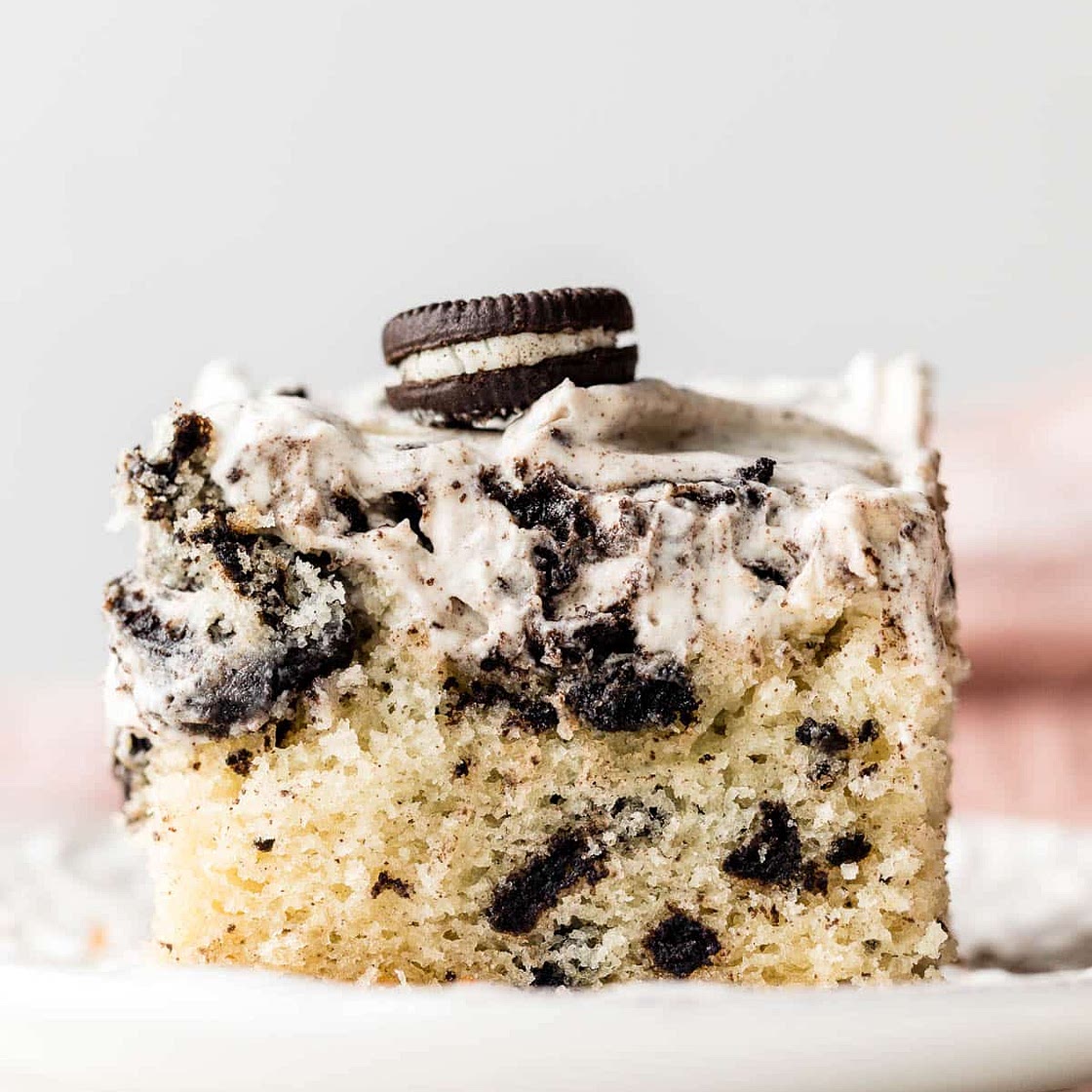 Cookies & Cream Sheet Cake