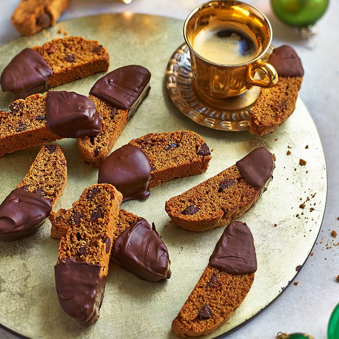 Espresso & dark chocolate biscotti