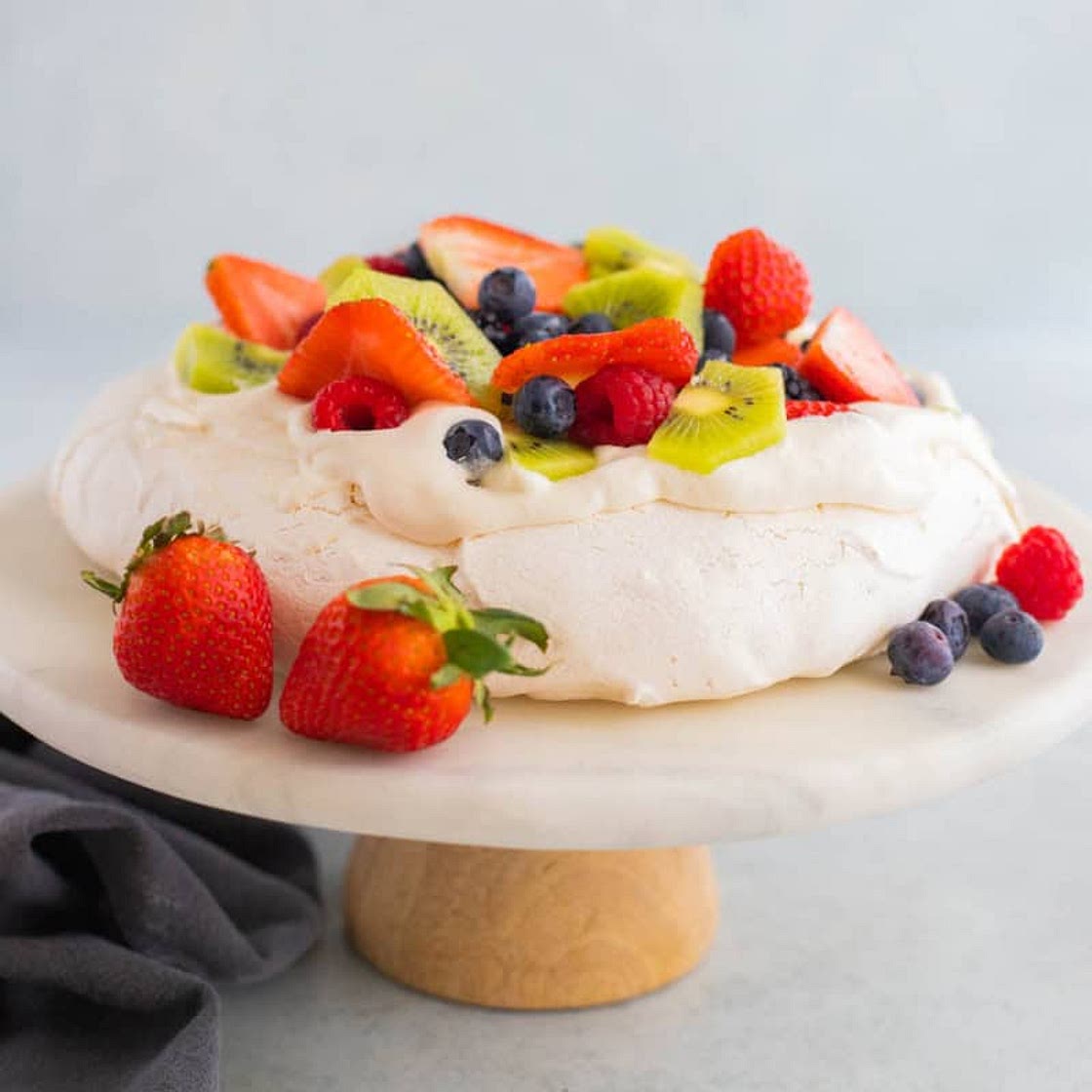 Classic Pavlova