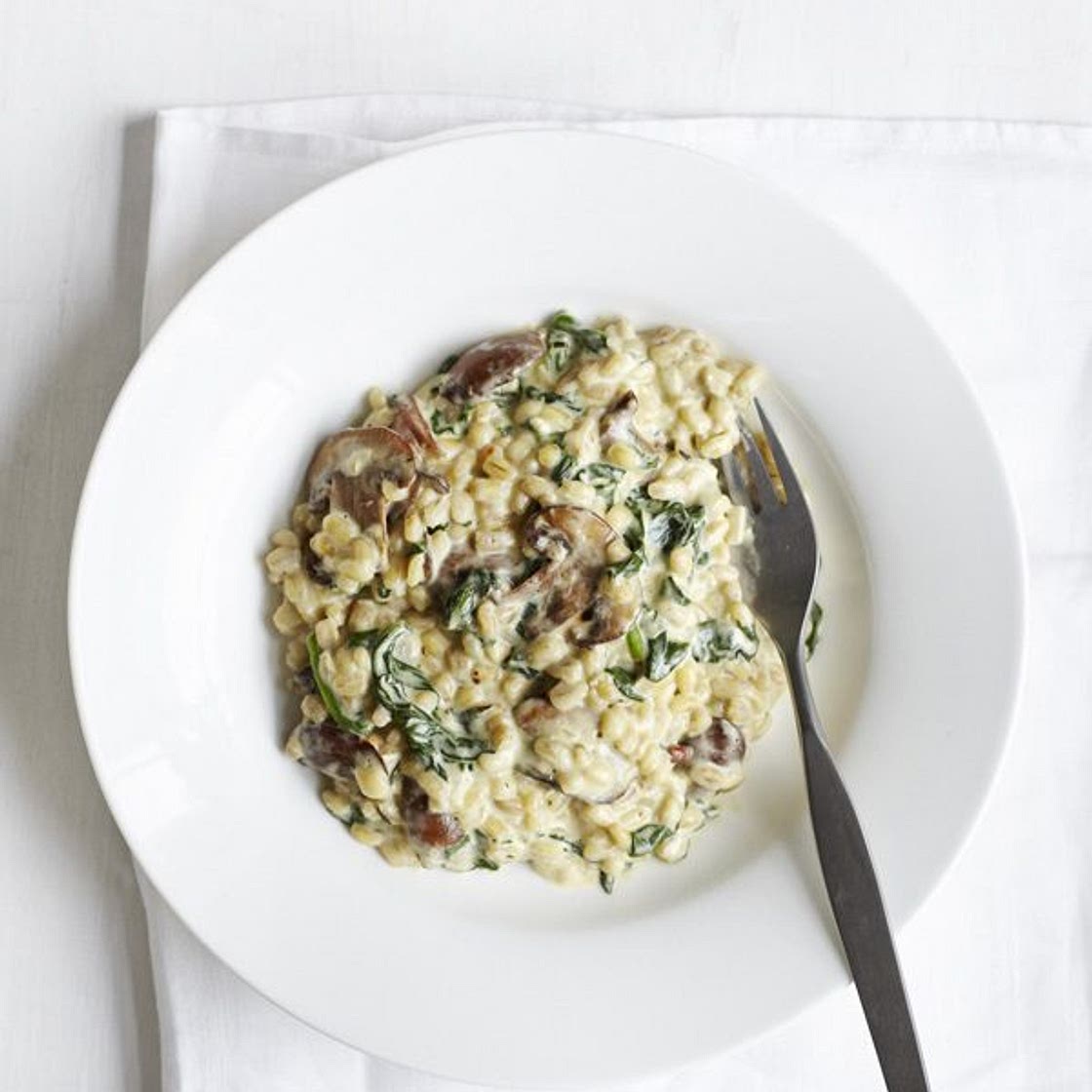 Spinach and mushroom pearl barley risotto