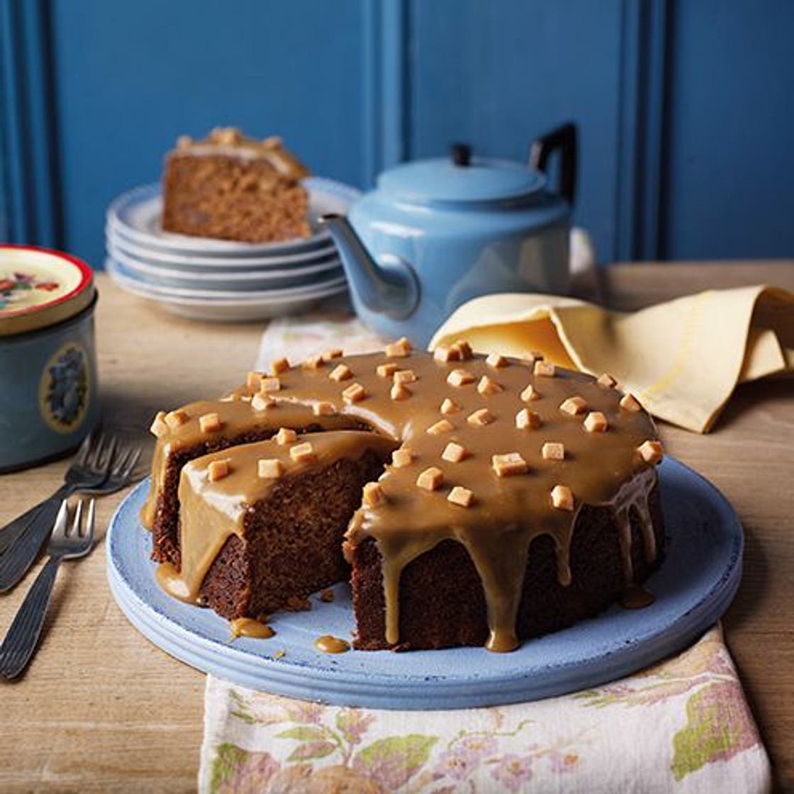 Moist sticky toffee pudding cake recipe