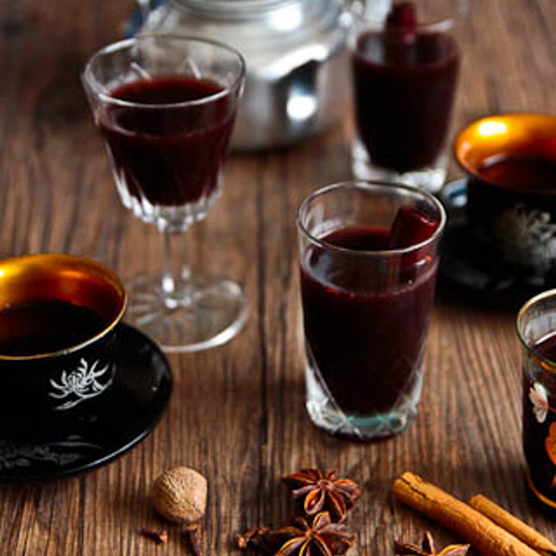 Warming Mulled Wine or Cider In The Slow Cooker!