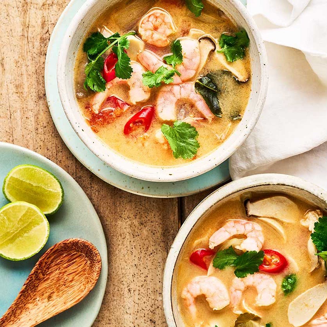Tom yum soup with prawns