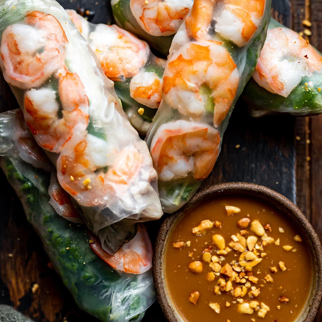Traditional Vietnamese Spring Rolls (Goi Cuon)