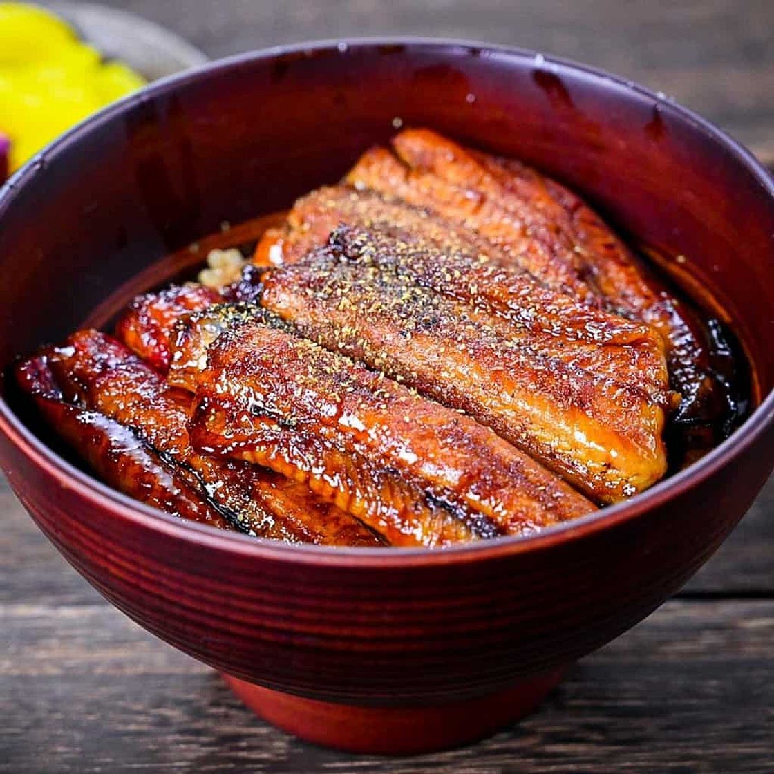 Unagi Donburi (Japanese Grilled Eel Rice Bowl)
