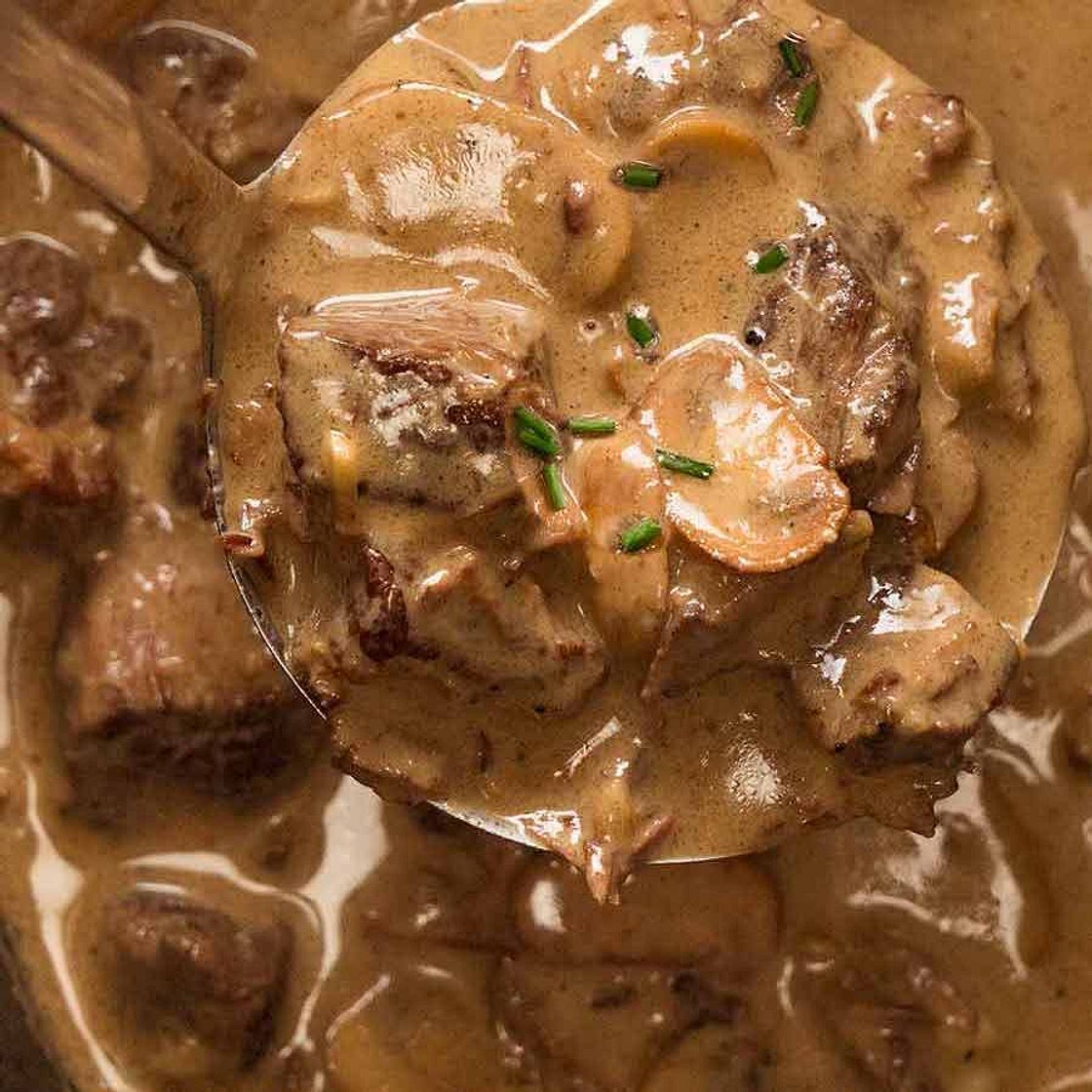 Slow Cooker Beef Stroganoff