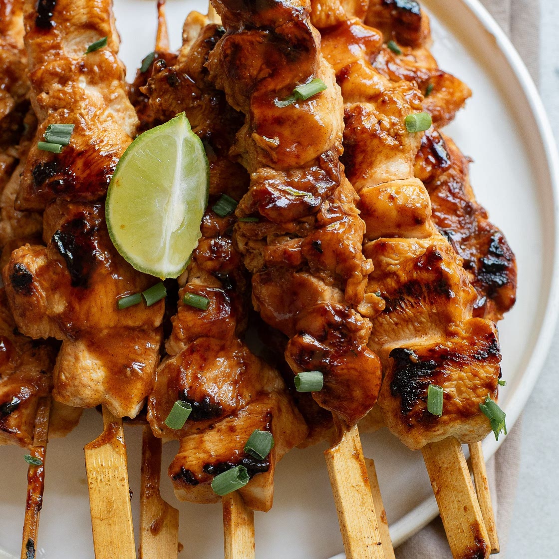 Bang Bang Chicken Kabobs: A Crowd-Pleasing Recipe