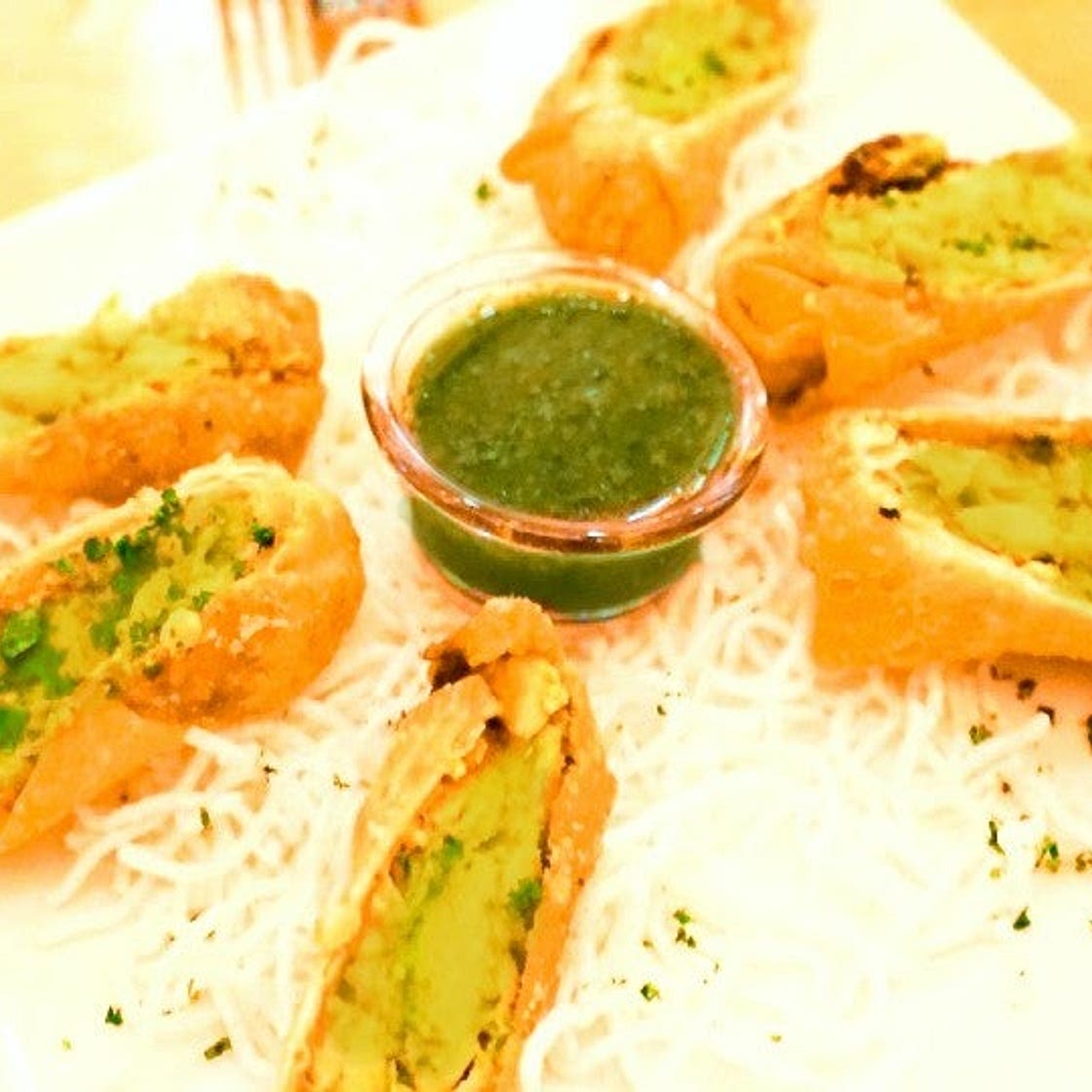 Rollitos de HUEVO con AGUACATE para el desayuno, ¡estilo The Cheesecake Factory!