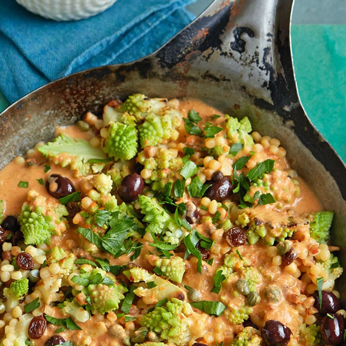 Romanesco-Pfanne mit Fregola Rezept