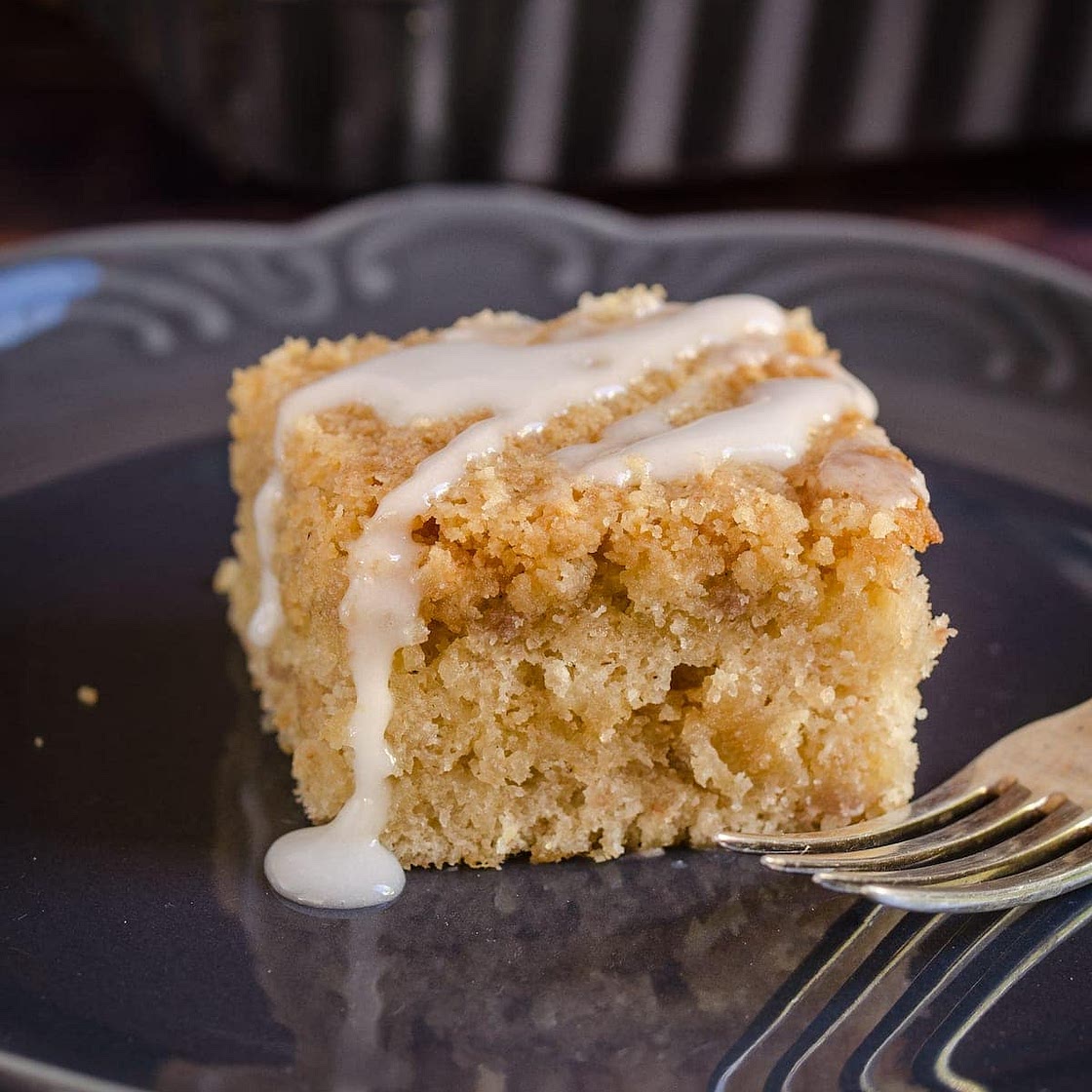 Banana Bread Crumb Cake