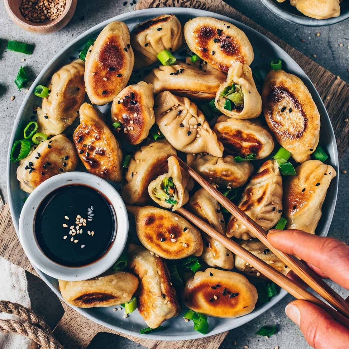 Vegetable Dumplings (Vegan Gyoza / Potstickers)