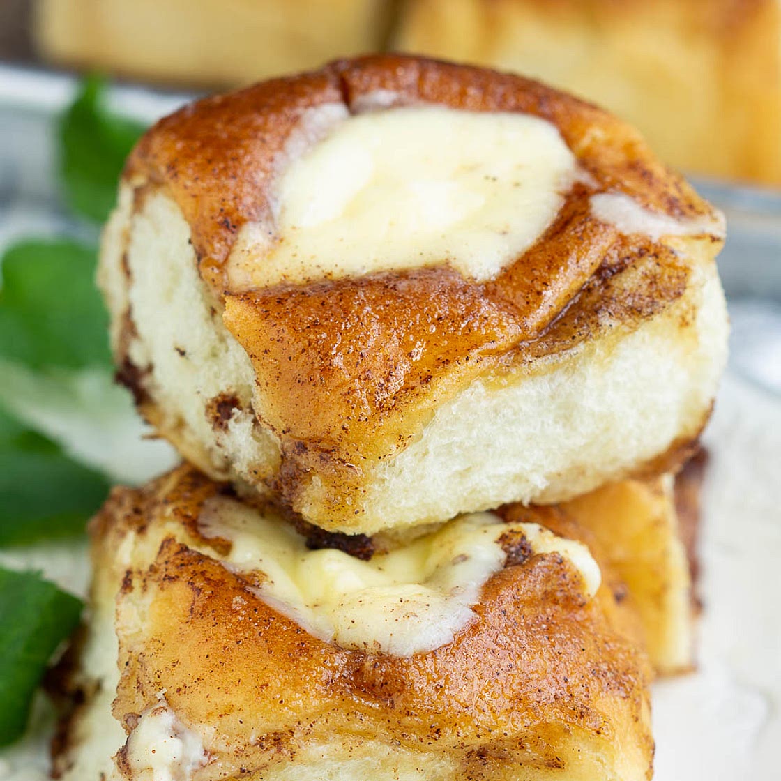 KING’S HAWAIIAN CHEESECAKE DANISH
