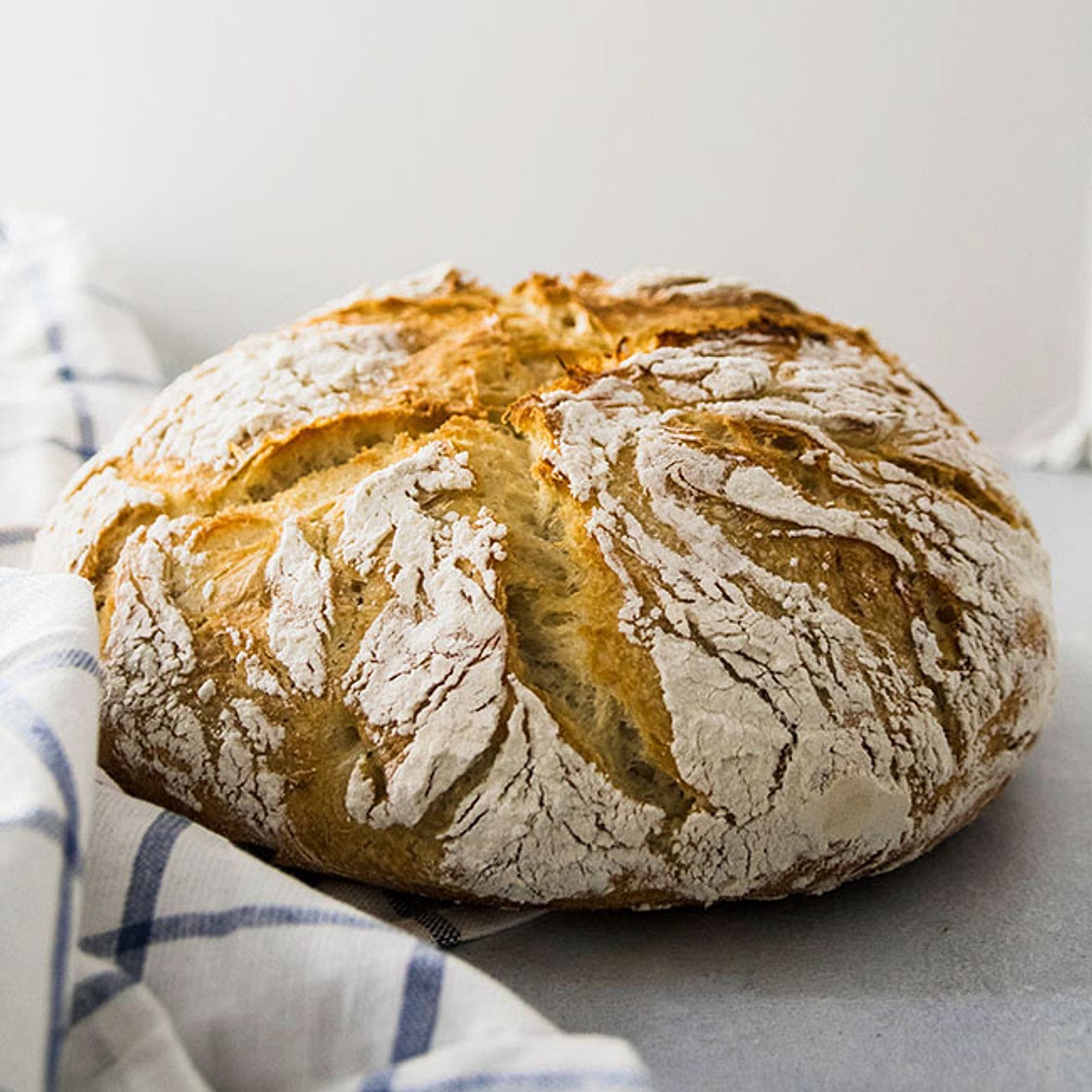 Crusty Roasted Garlic and Rosemary Bread