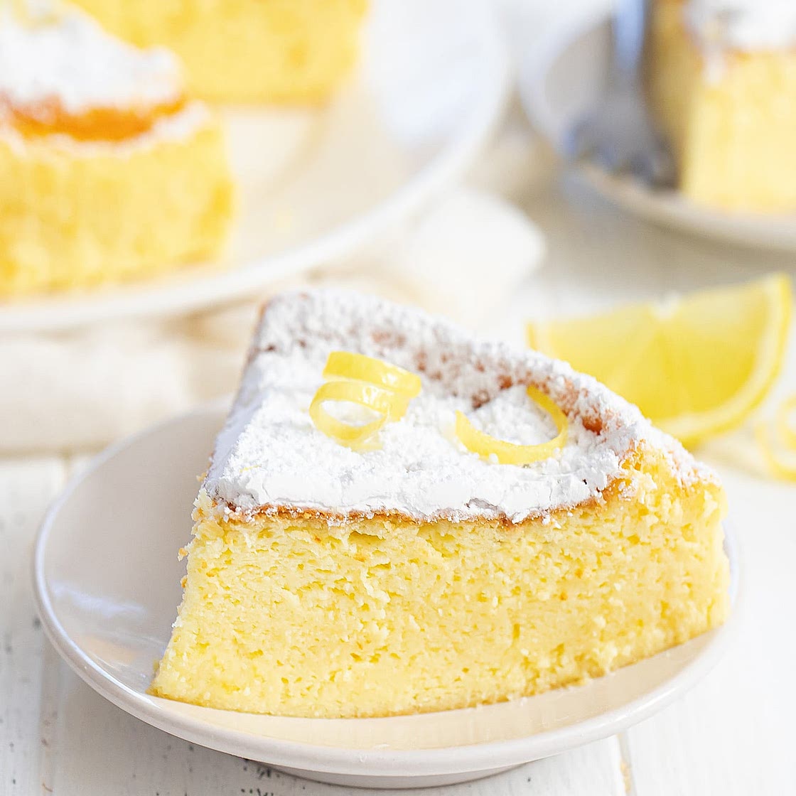 4 Ingredient Fluffy Lemon Cheesecake