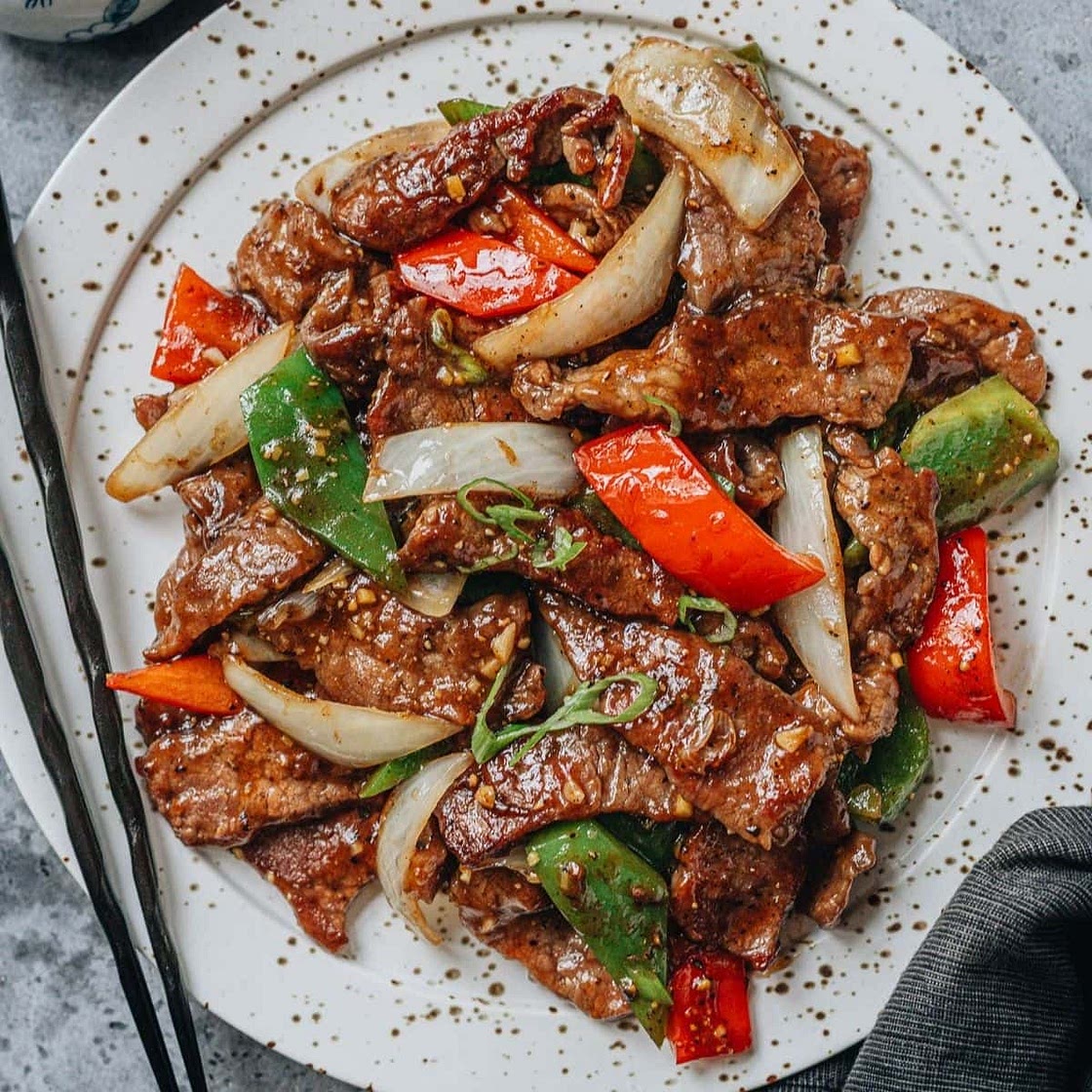 Black Pepper Steak (黑椒牛柳)