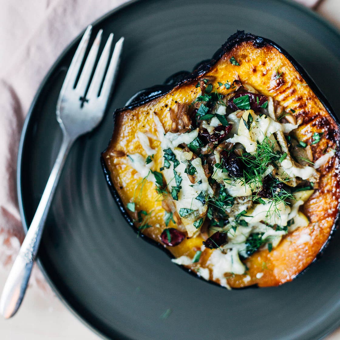Stuffed Acorn Squash with Fennel and Apples