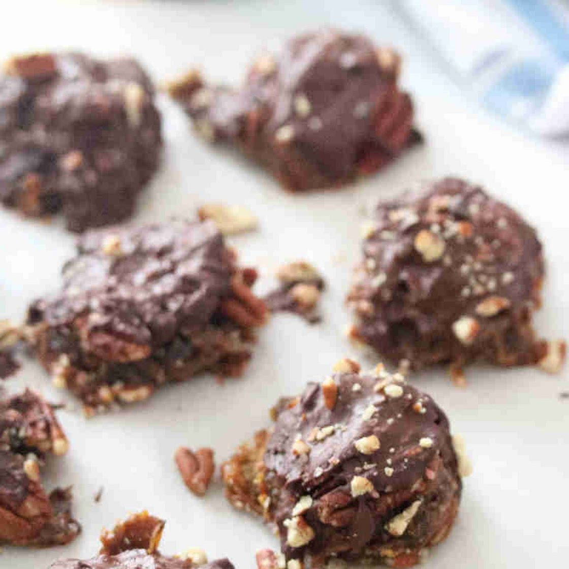 Homemade Chocolate Pecan Turtles [High Protein]