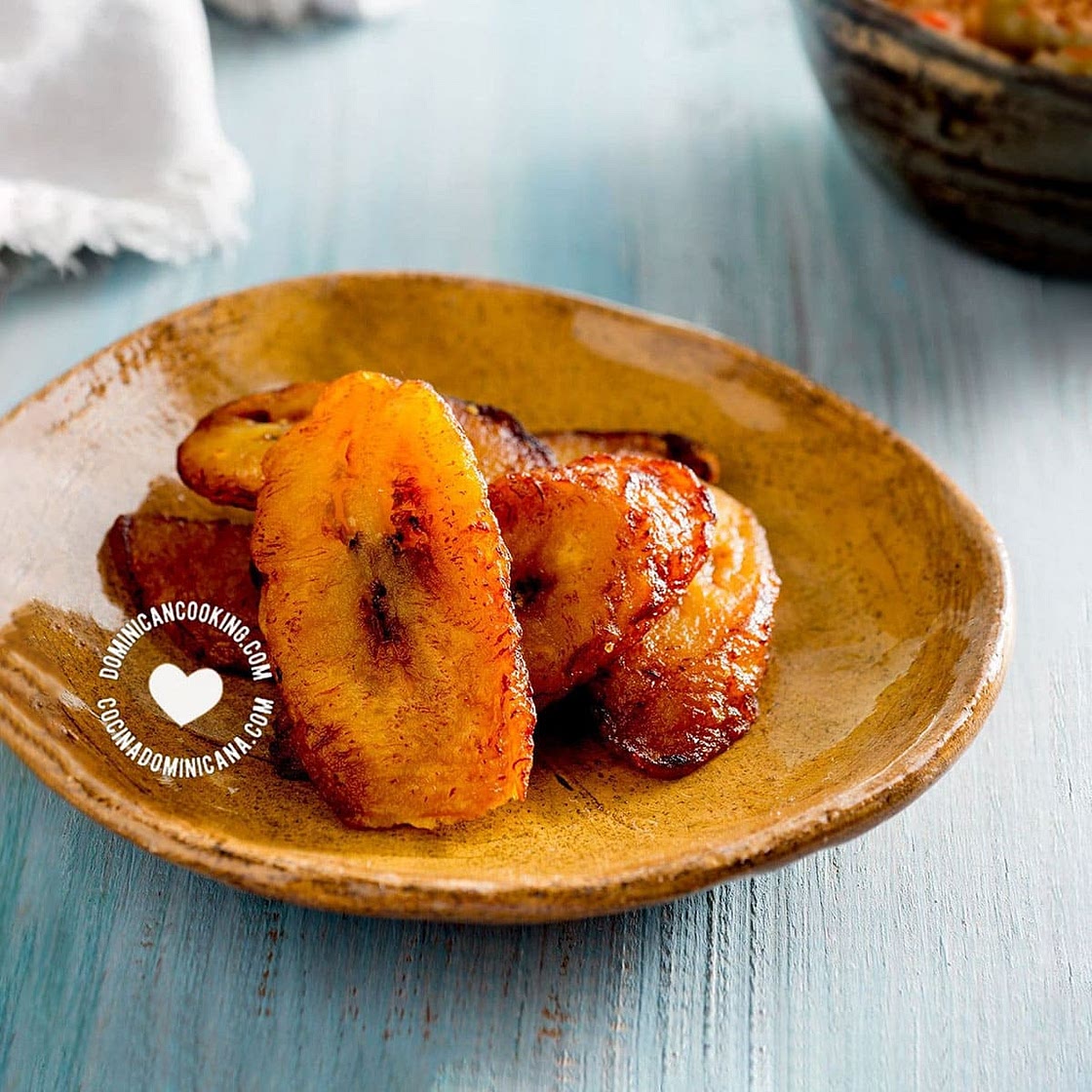 Plátanos Maduros Fritos [Video+Recipe] Fried Sweet Plantains