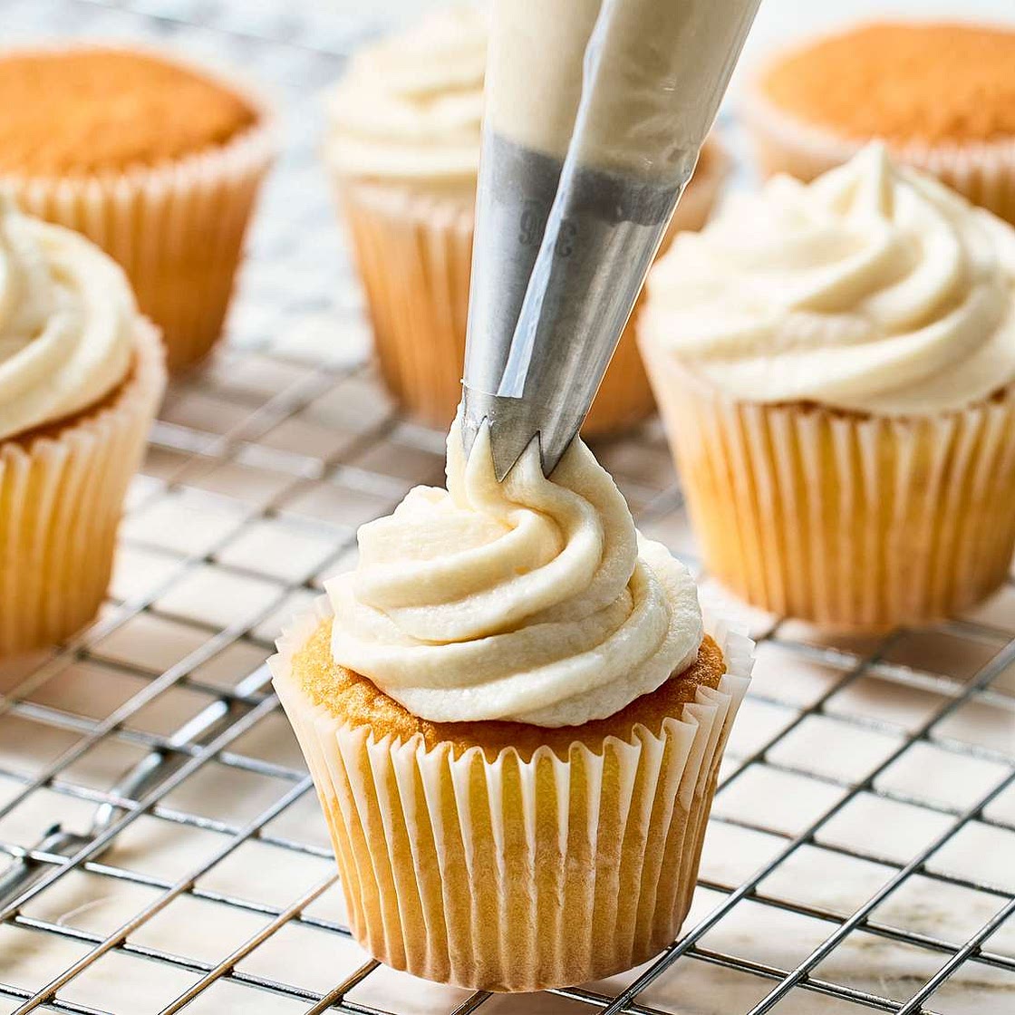 Quick and Almost-Professional Buttercream Icing