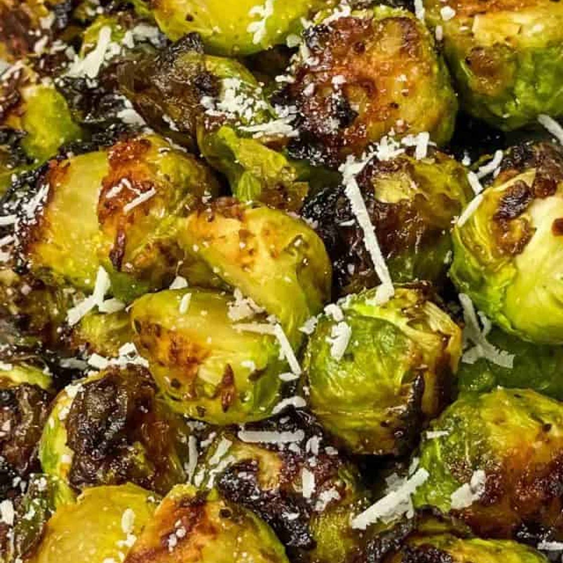Easy Air Fryer Brussels Sprouts