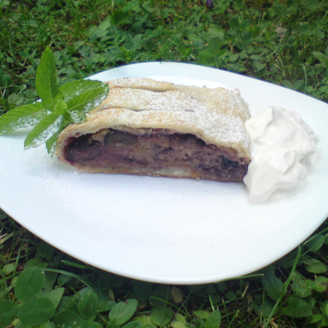 Plum Strudel With Hazelnuts