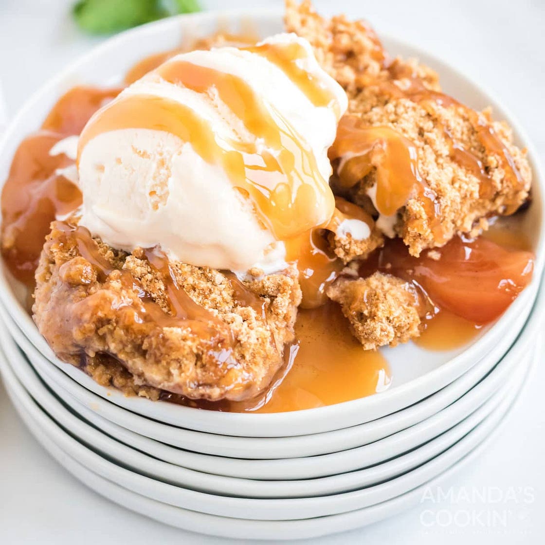 CrockPot Apple Cobbler