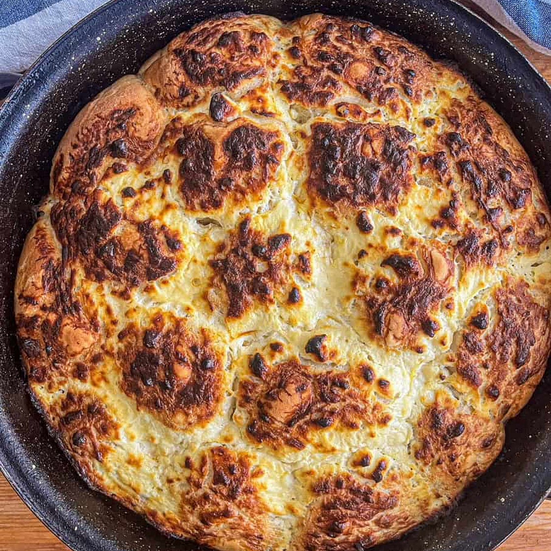Feta Pull Apart Bread (Milinki)