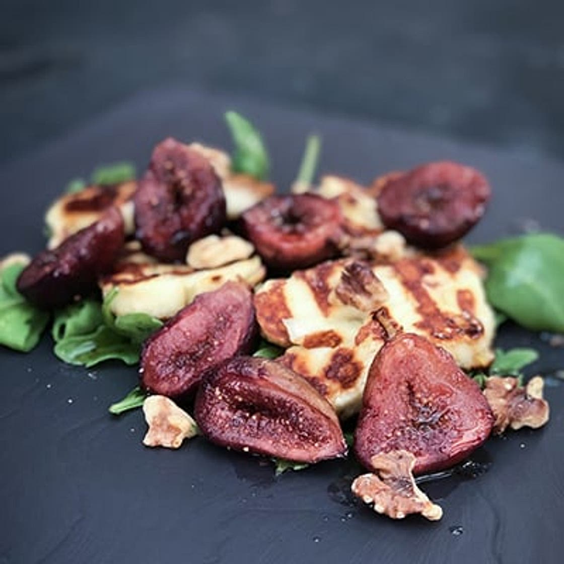 Balsamic Roasted Figs and Halloumi Salad | The Devil Wears Salad
