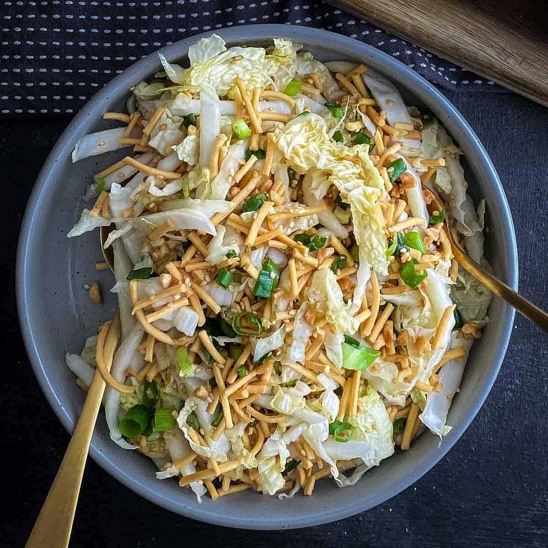 Crunchy Noodle Salad with Cabbage