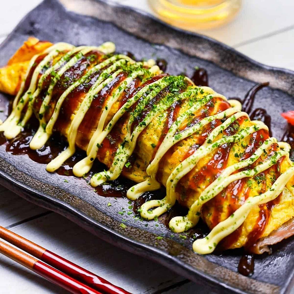 Tonpeiyaki (Pork Belly and Cabbage Omelette)