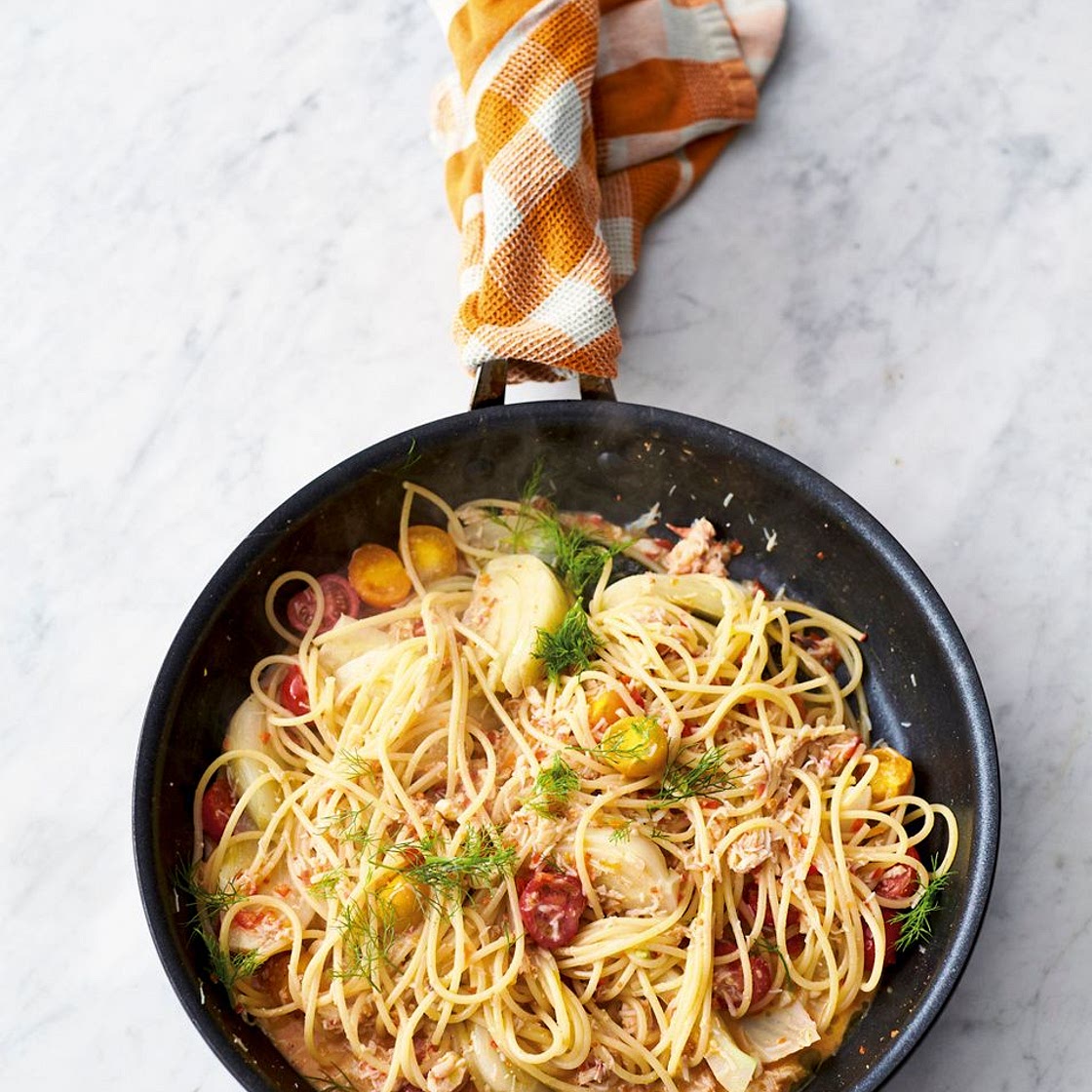 Crab & fennel spaghetti