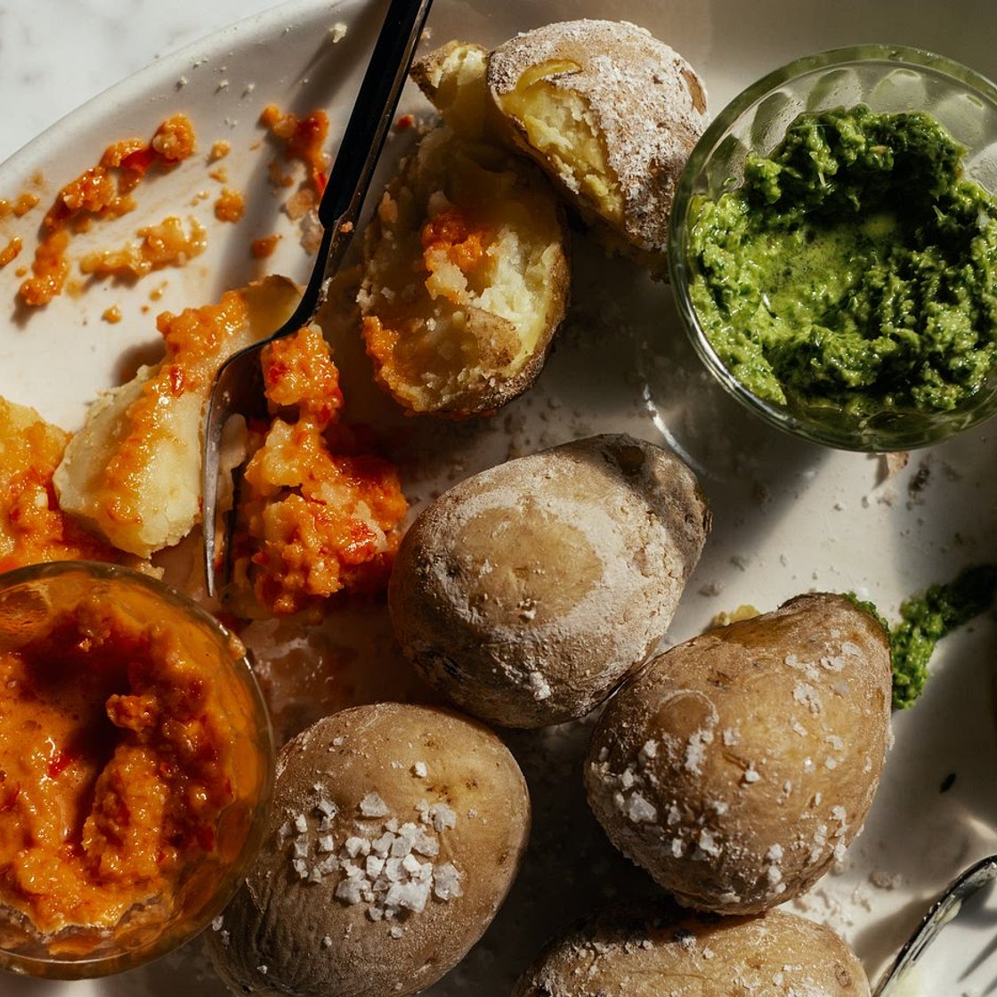 Quick and easy mojo picón salsa, two ways