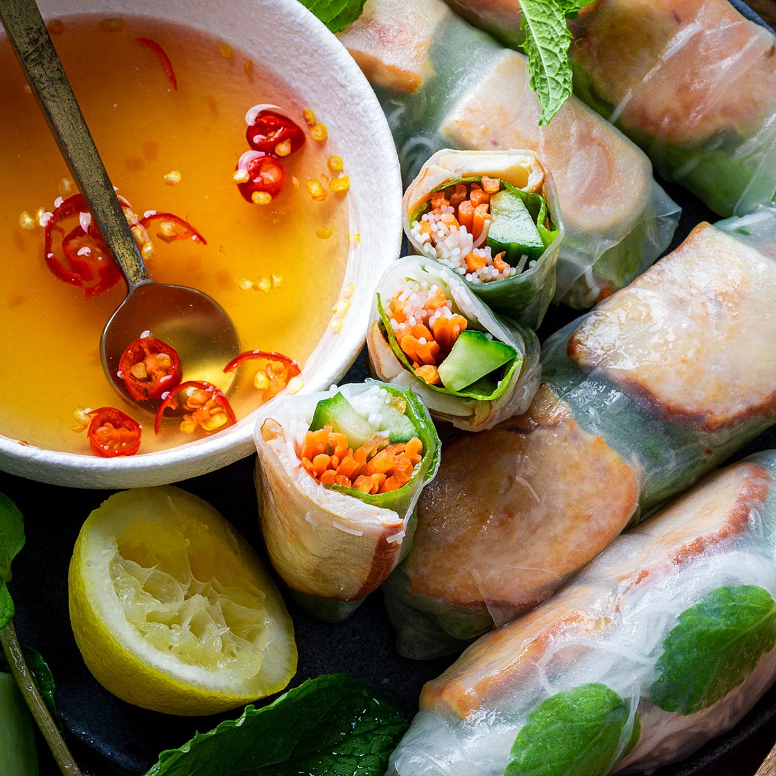 Salad Rolls with Smoked Chicken