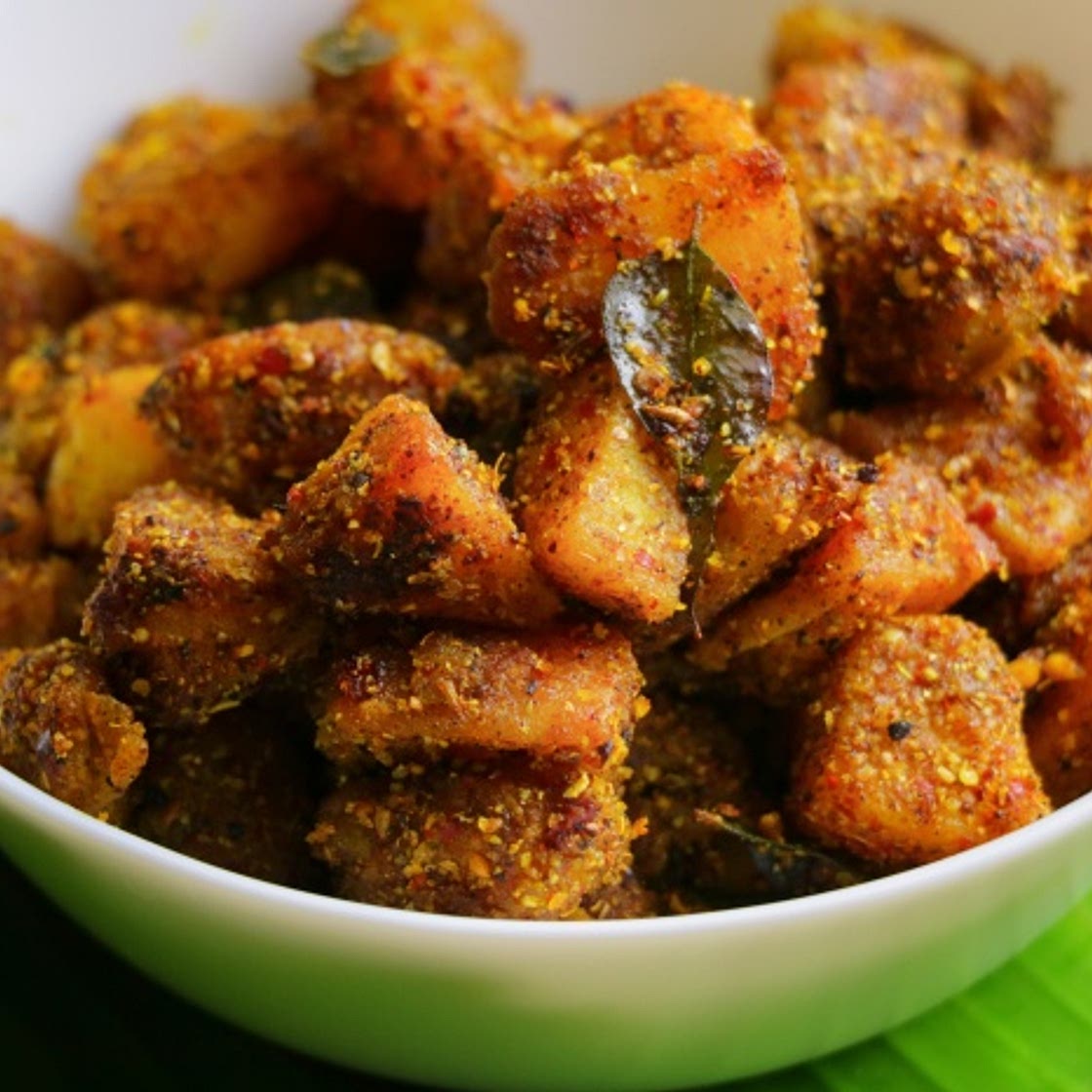 Chettinad Spicy Crispy Potato Fry Recipe | How to make Crispy Potato Fry Recipe | Aloo Fry Recipe