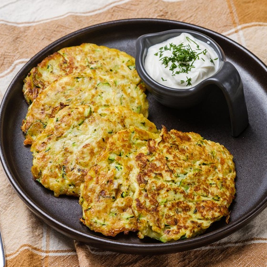 Schnelle Zucchinipuffer