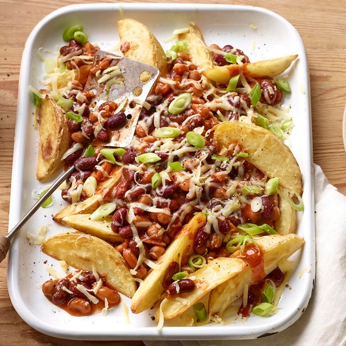 Loaded potato wedges with chilli beans