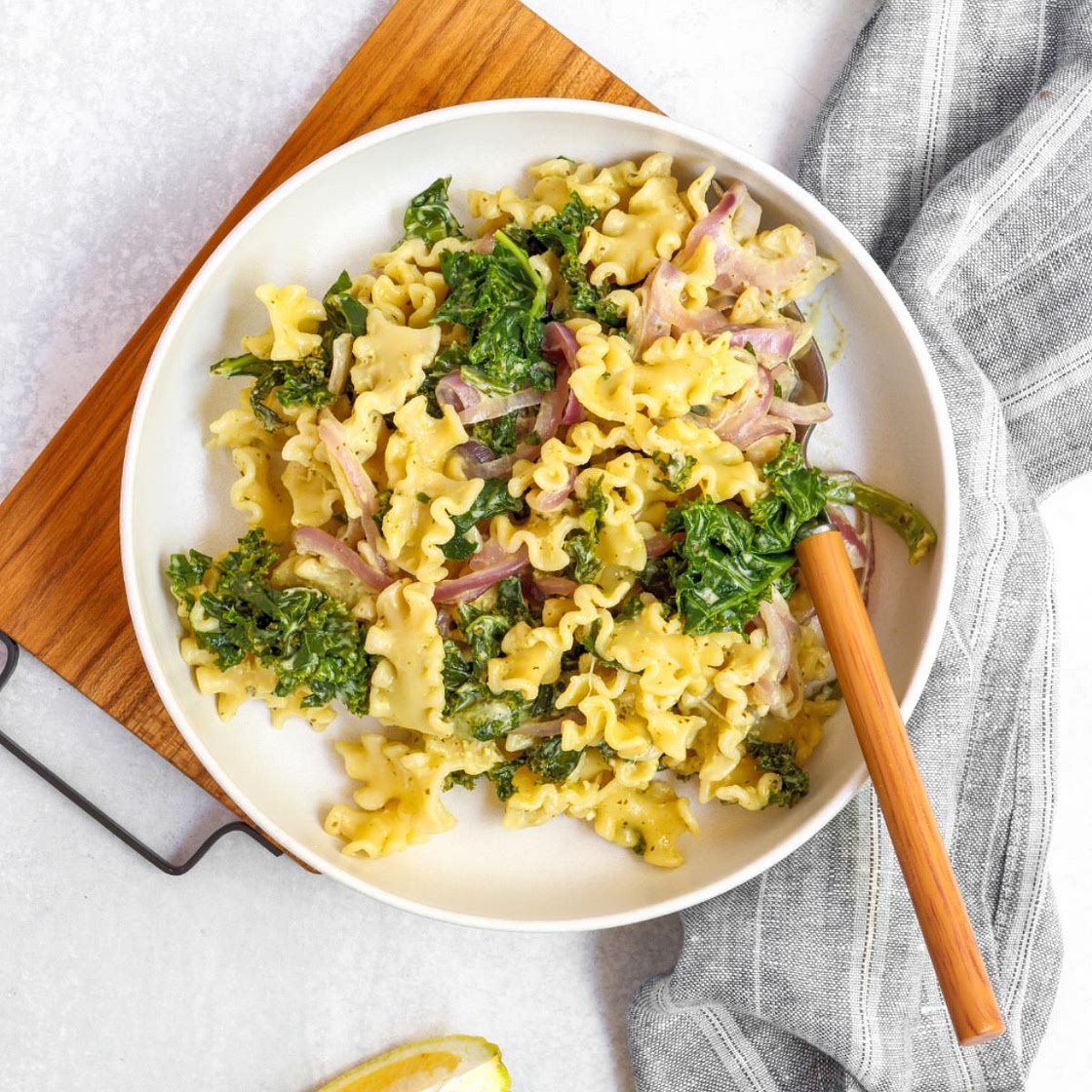 Creamy Pesto Kale Salad