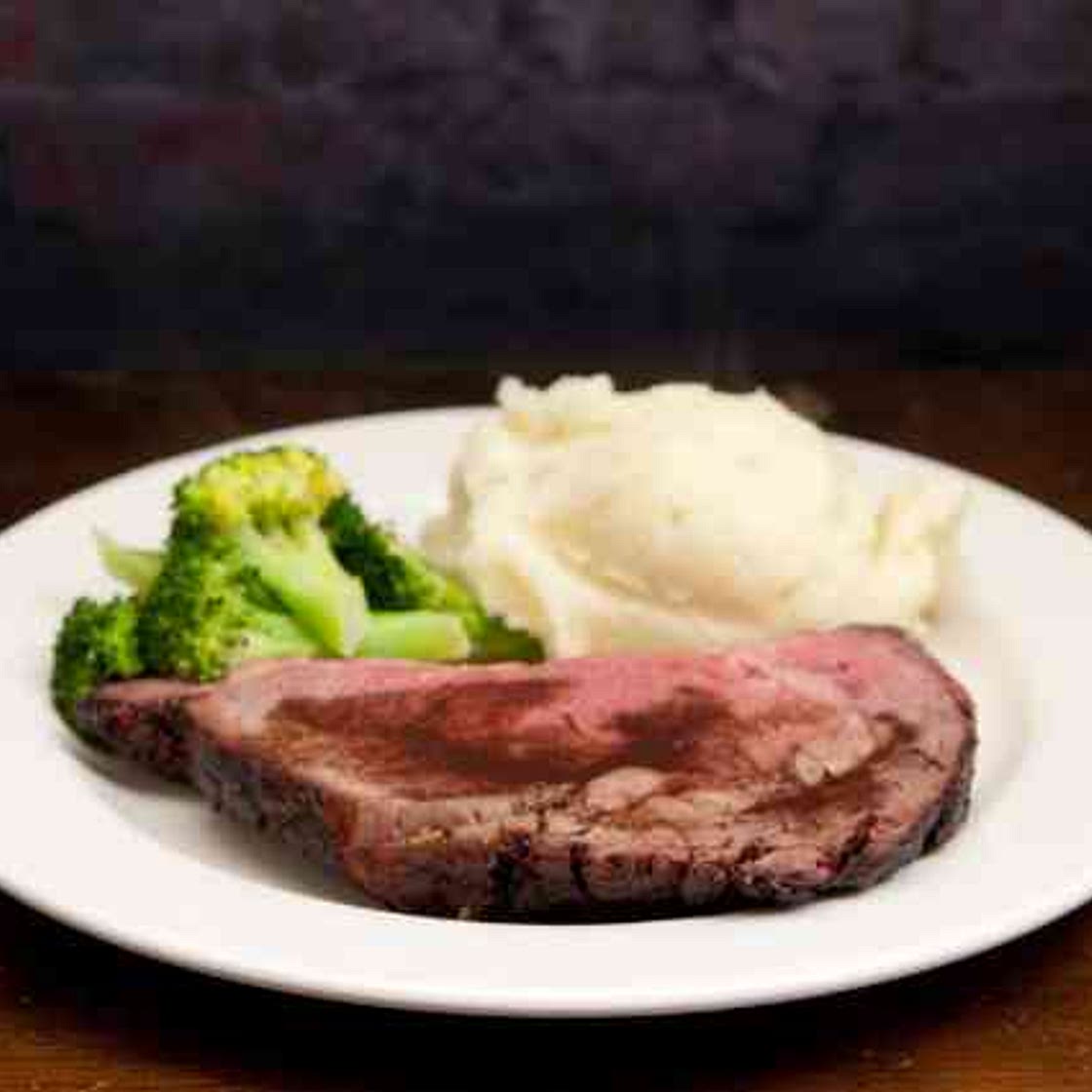 Delicious and Easy Prime Rib in an Electric Roaster