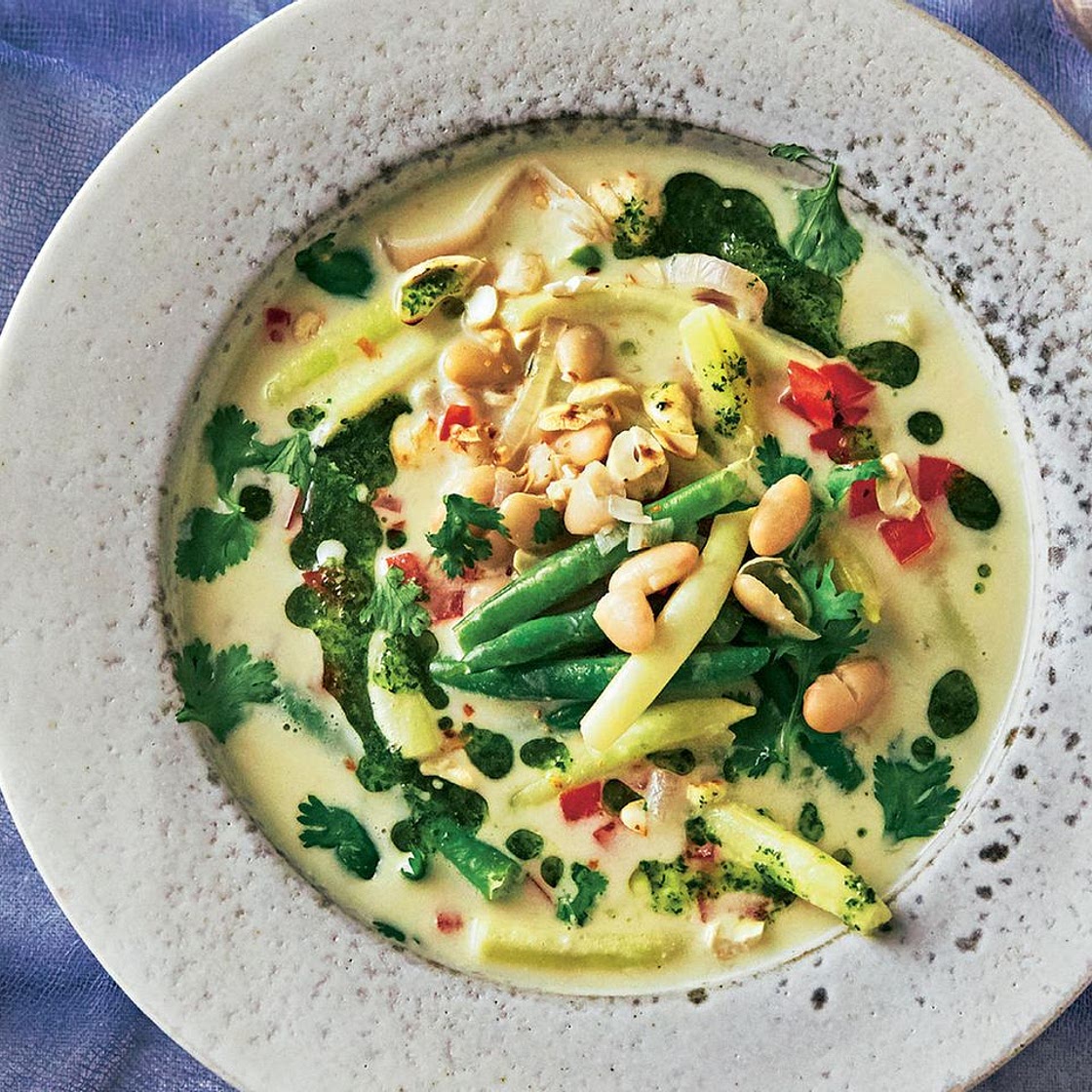 Bunter Bohnen-Kokos-Eintopf