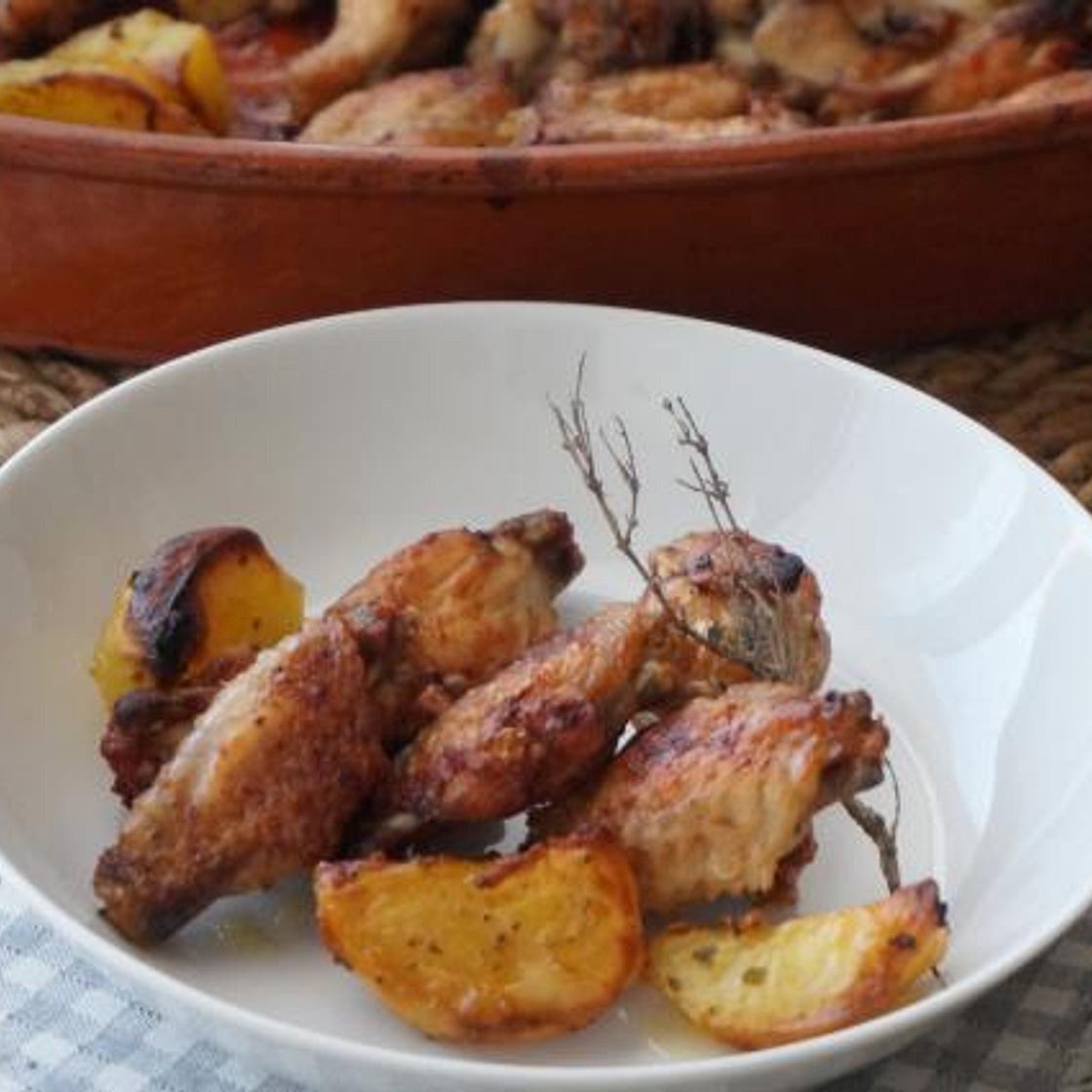 Receta de Alitas de pollo al horno con patatas