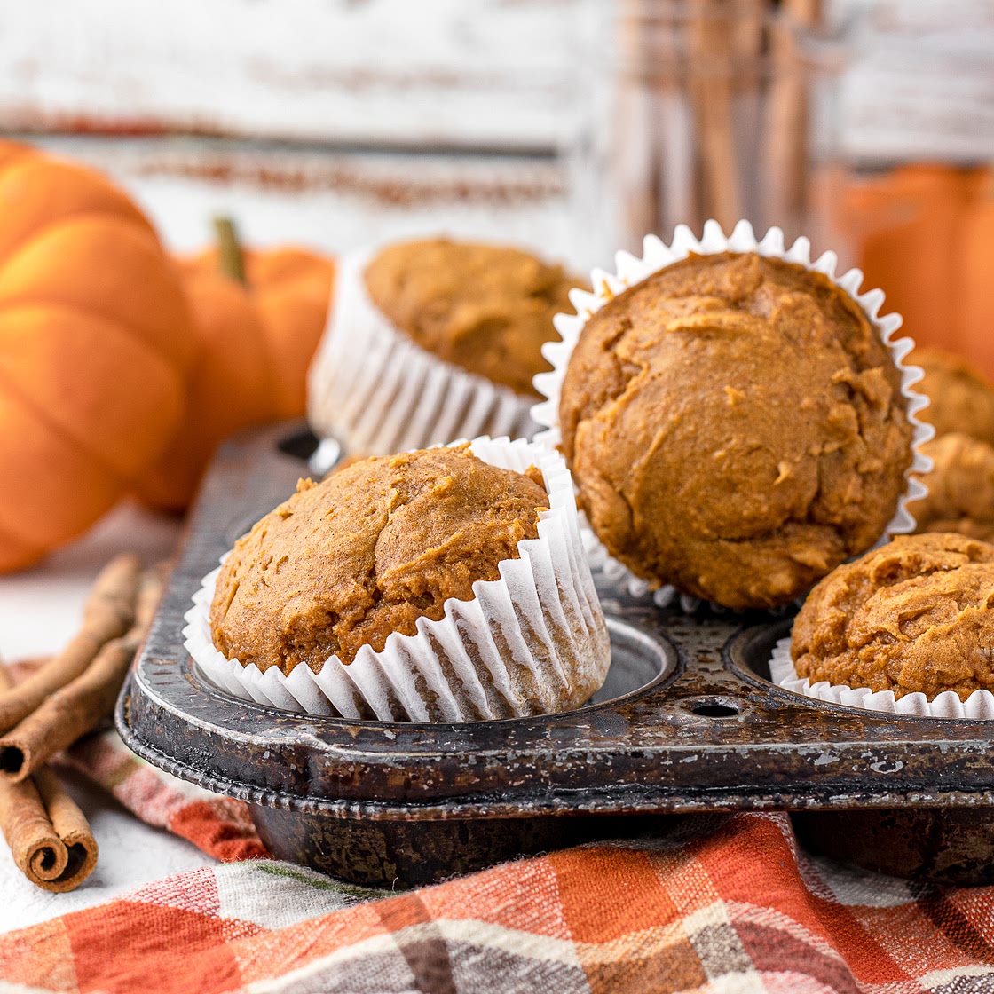 3 Ingredient Pumpkin Muffins