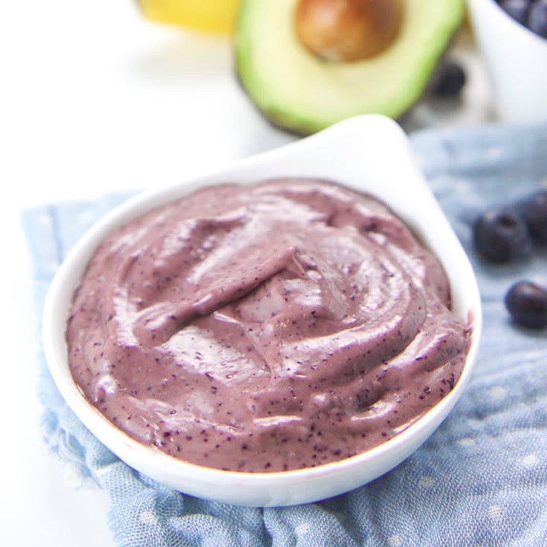5-Minute Banana, Blueberry + Avocado Baby Food Puree
