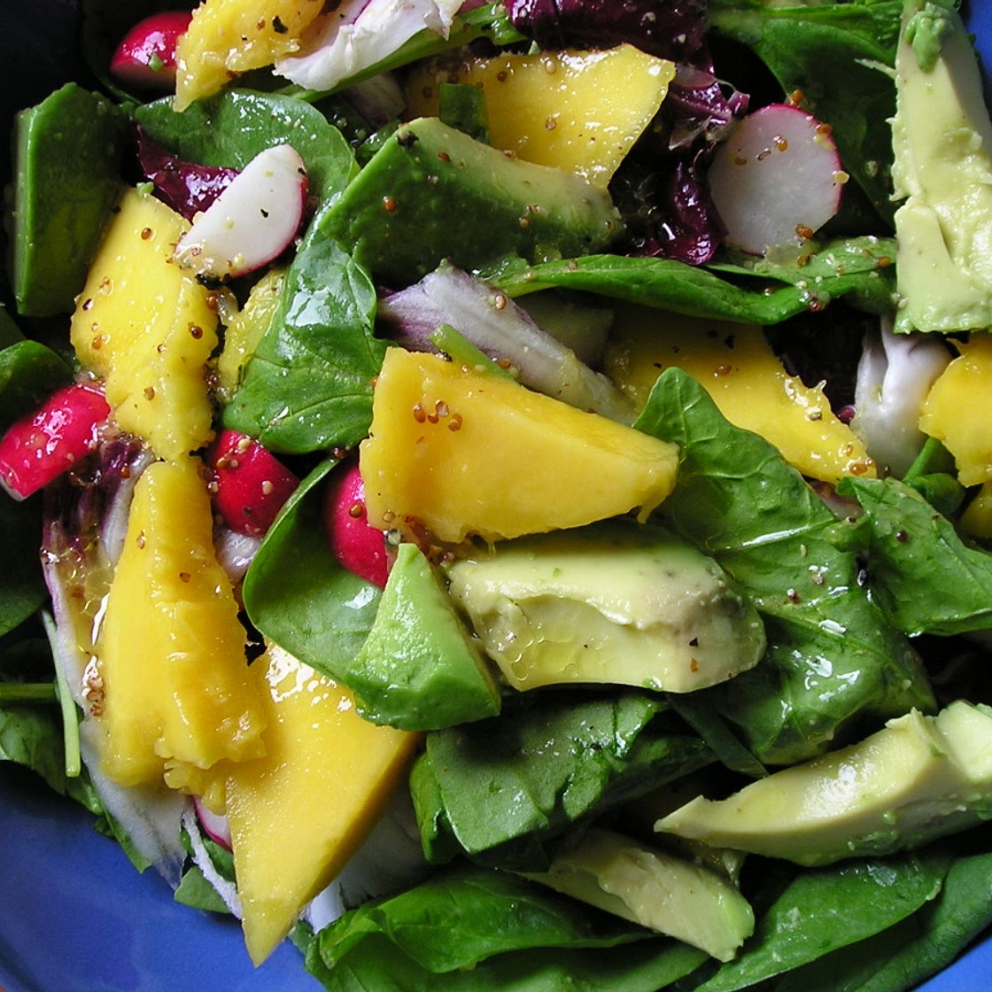 Spinach, Avocado & Mango Salad
