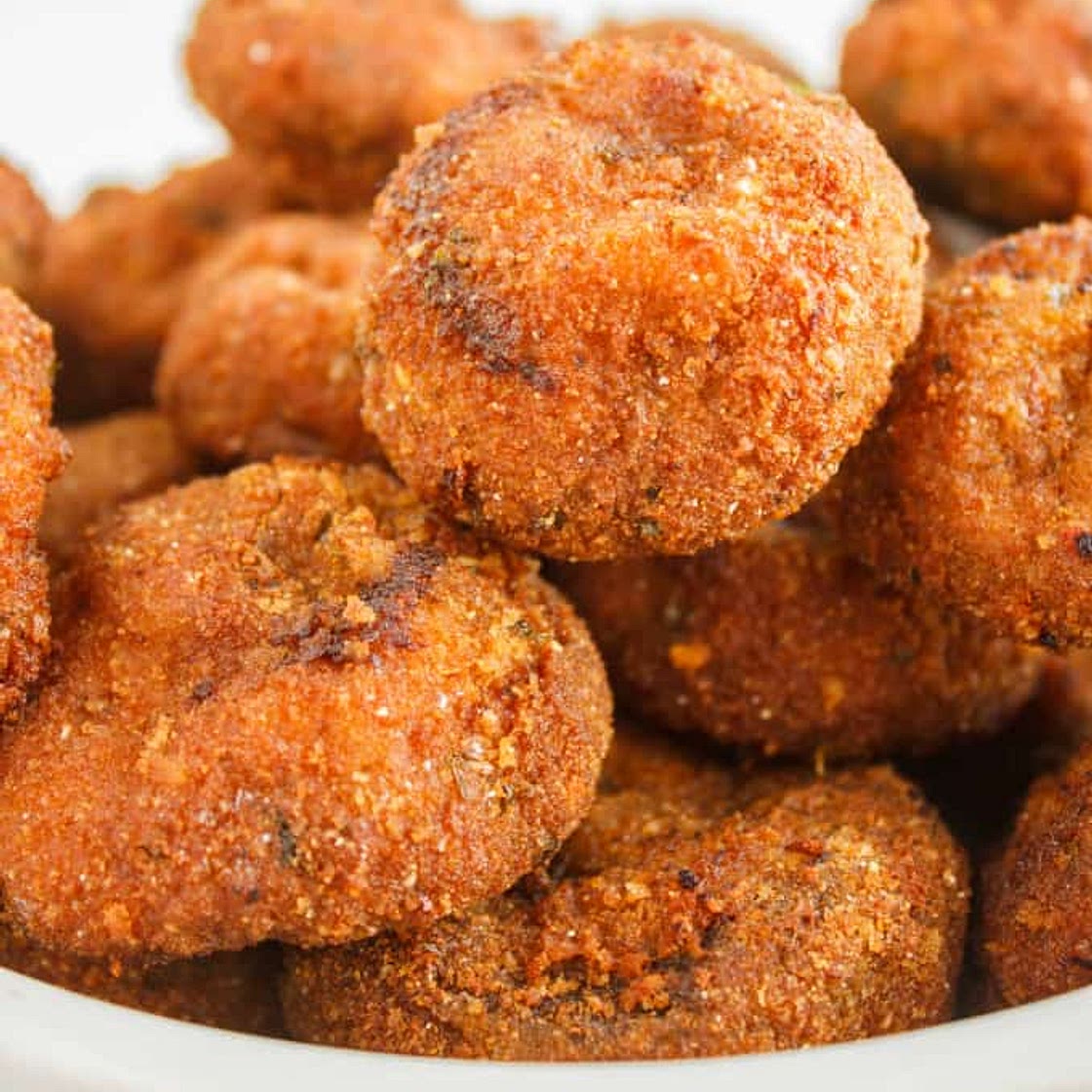 Crispy Deep-Fried Breaded Mushrooms