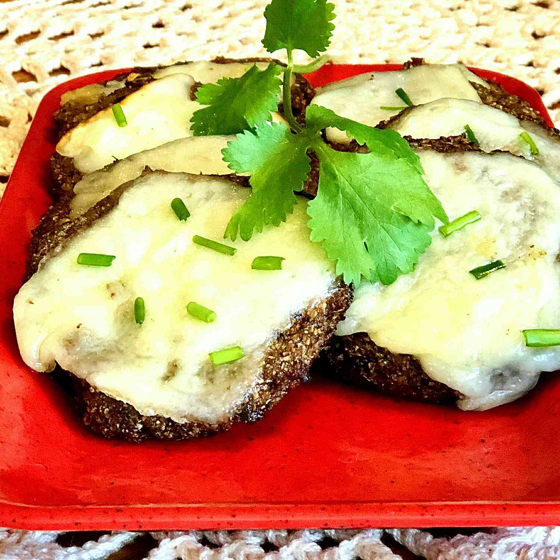 Air Fryer Black Garlic-Cauliflower Patties