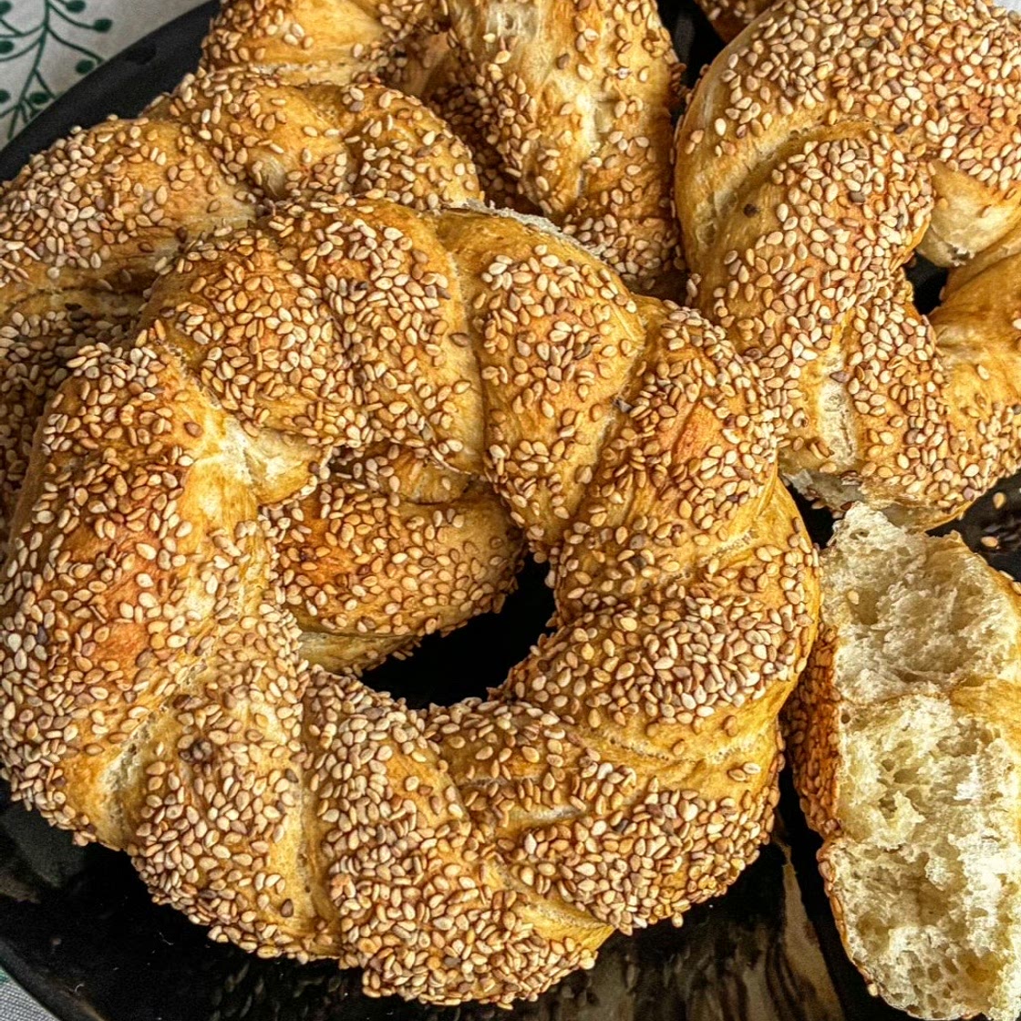 Simit (Turkish Sesame Seed Twisted Bread)
