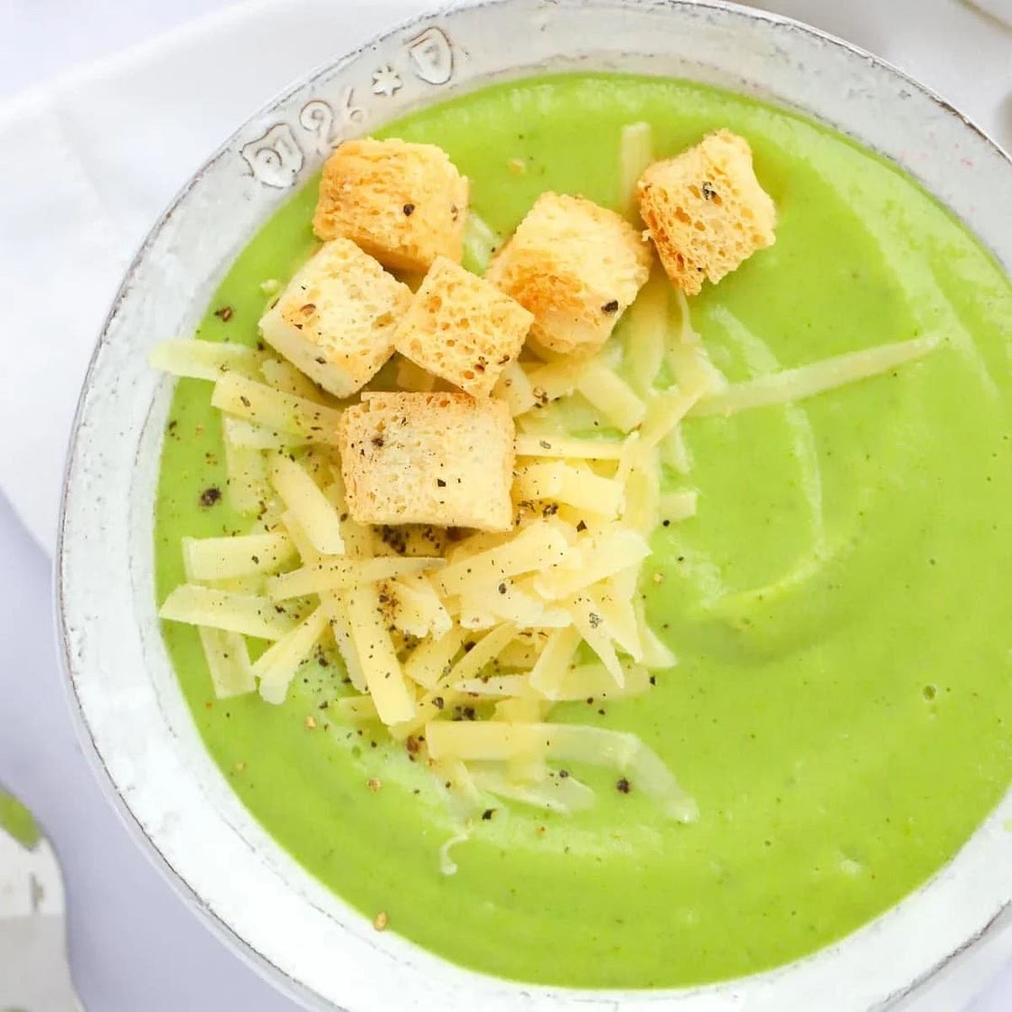 Broccoli and Cauliflower Soup {Easy 20 Minute Recipe}